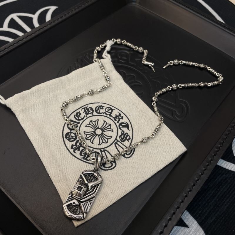 Ch*0me He**ts necklaces